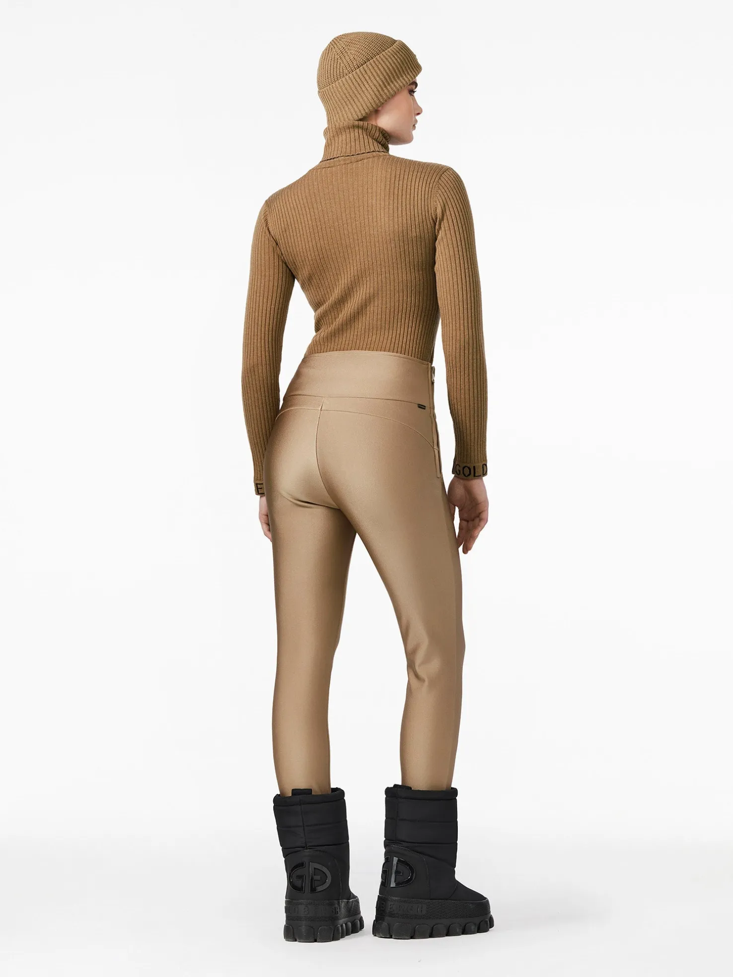 MIRA Long Sleeve Knit Sweater